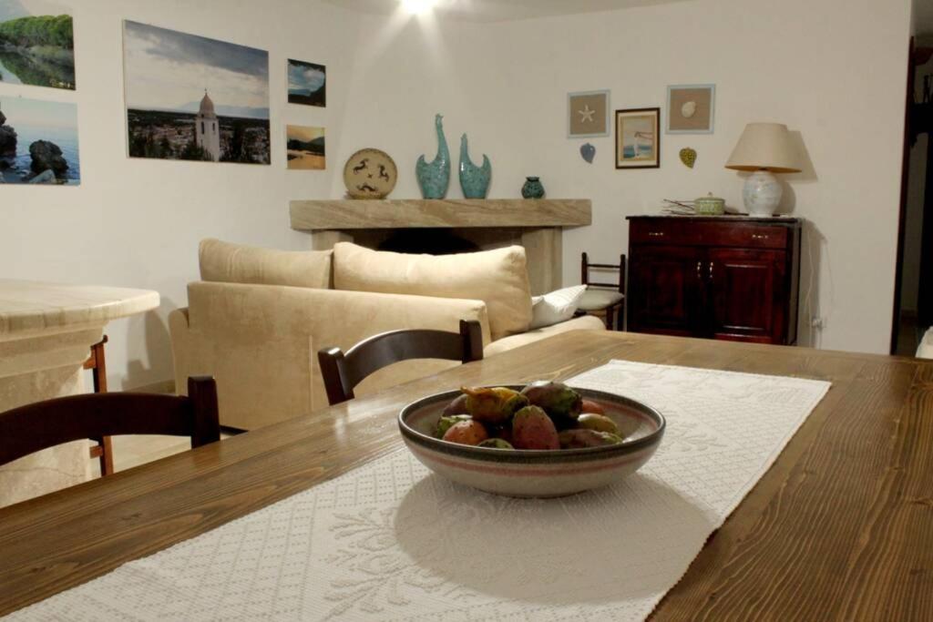Villa Di Campagna Vicino Al Mare Orosei Eksteriør billede